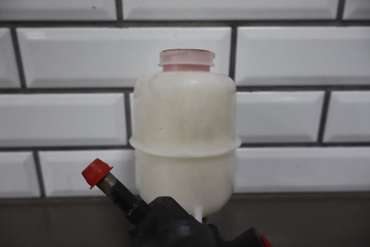 1999 - 2007 Chevrolet Silverado 2500 HD Power Brake Booster 15861643 OEM