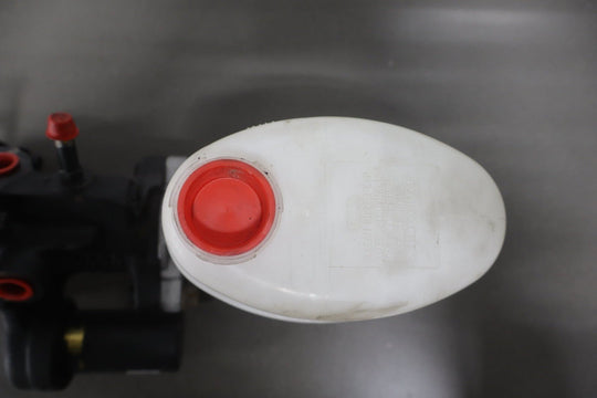 1999 - 2007 Chevrolet Silverado 2500 HD Power Brake Booster 15861643 OEM