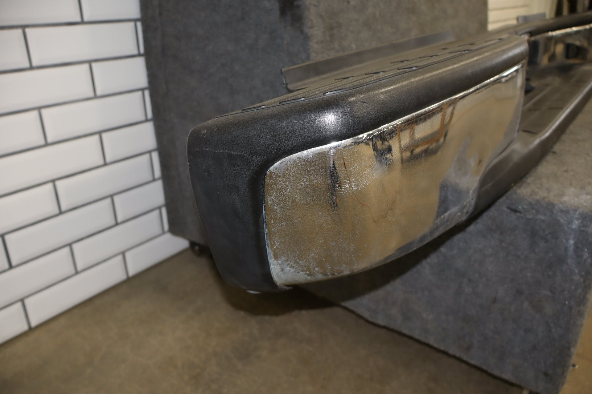 1999-2007 Chevrolet Silverado 2500 Rear Bumper Assembly Chrome GMT800