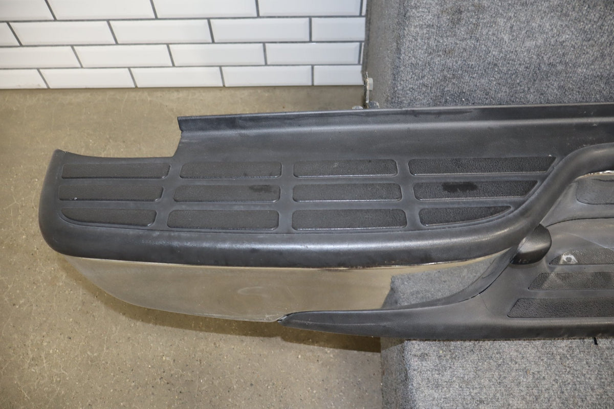 1999-2007 Chevrolet Silverado 2500 Rear Bumper Assembly Chrome GMT800