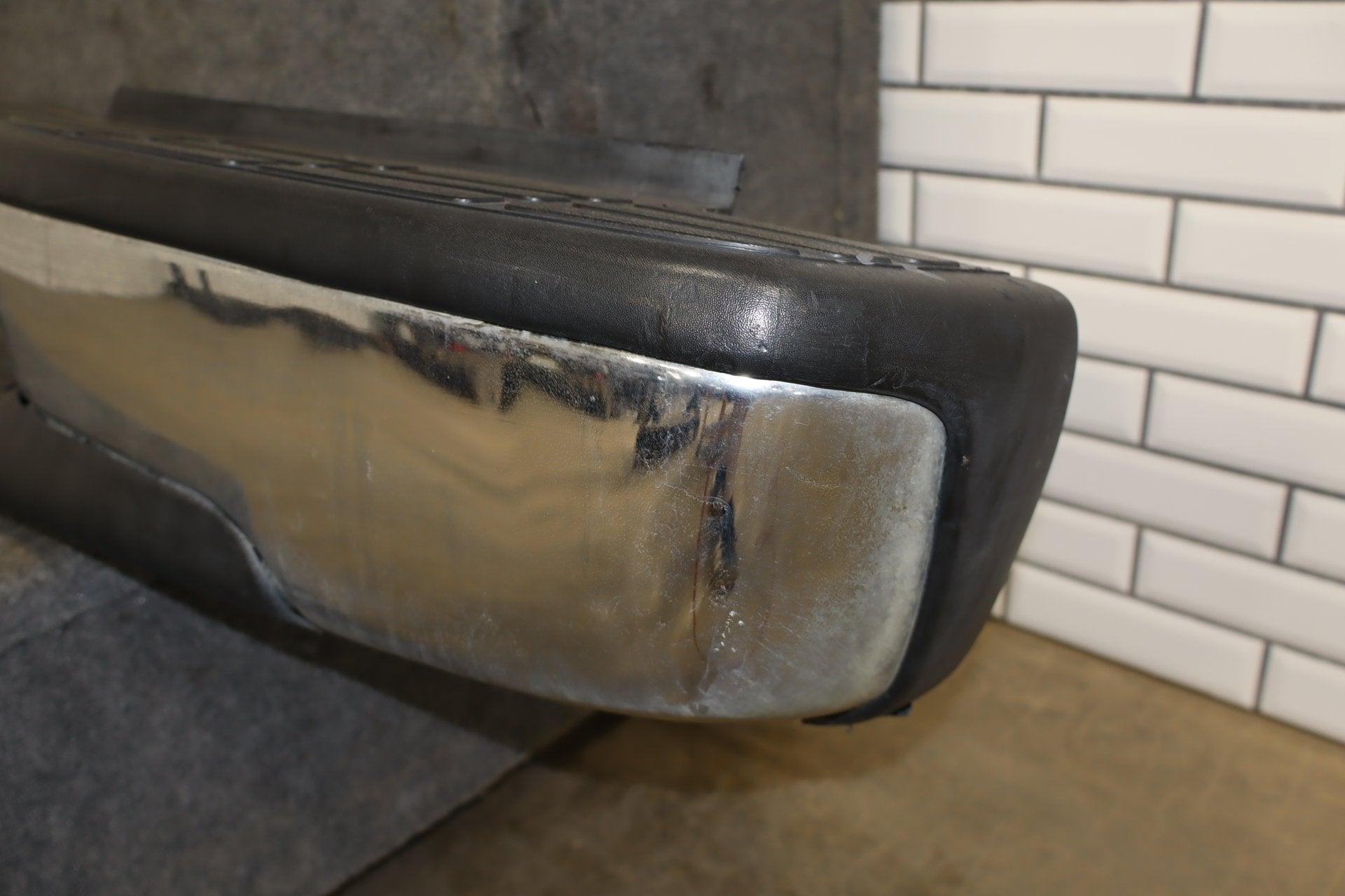 1999-2007 Chevrolet Silverado 2500 Rear Bumper Assembly Chrome GMT800