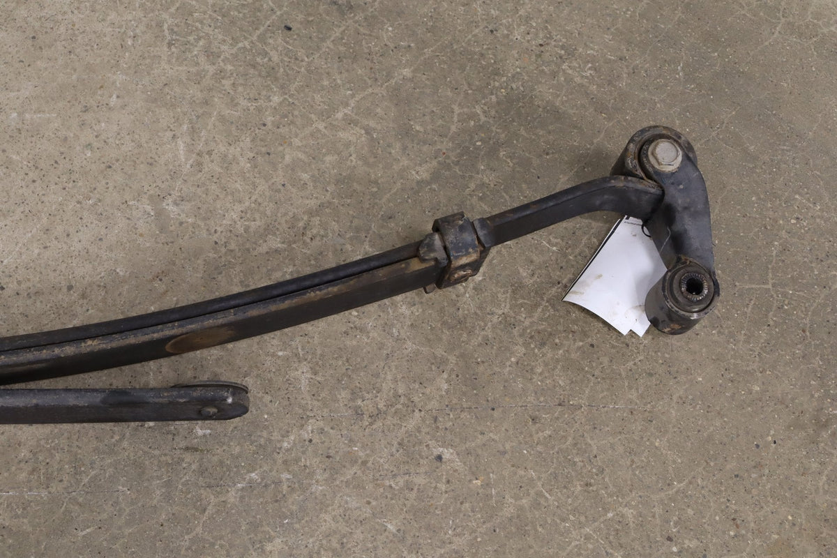 1999-2007 Chevrolet Silverado Pair - Rear Leaf Springs 15246971 OEM