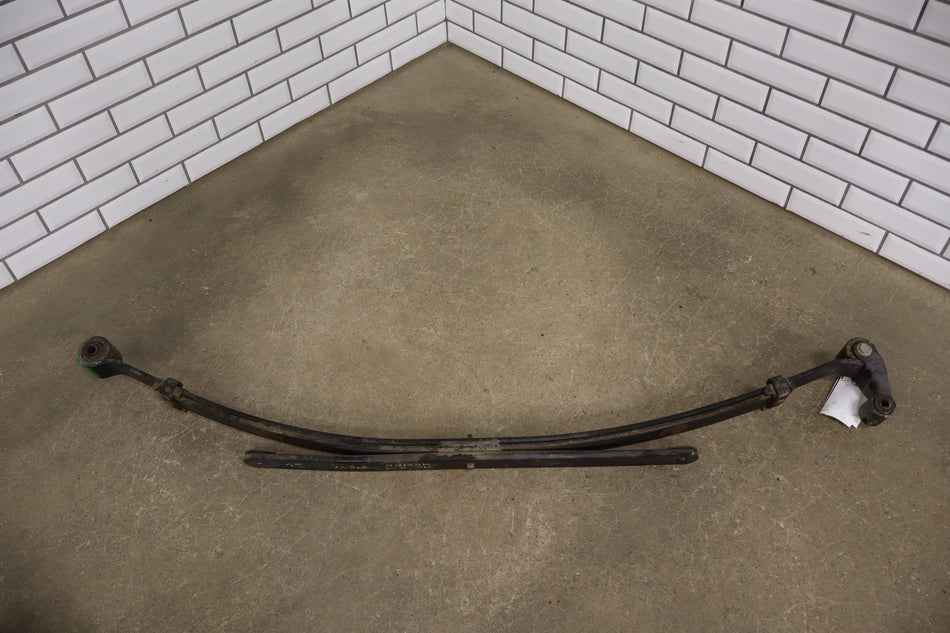 1999-2007 Chevrolet Silverado Pair - Rear Leaf Springs 15246971 OEM