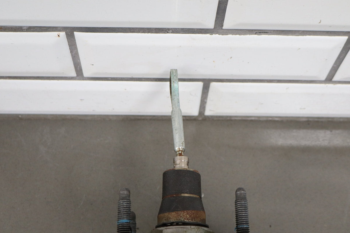 1999-2007 Chevrolet Silverado Power Brake Booster 15861643 OEM