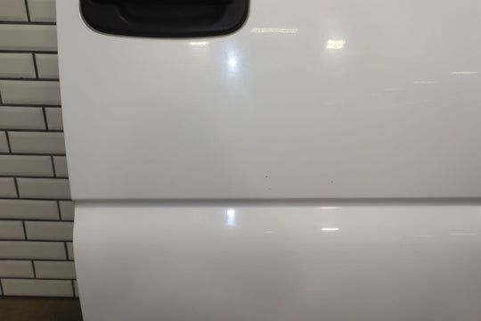 1999 - 2007 Chevrolet Tahoe Right Front Door White 50U 15017224