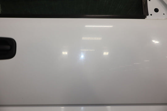 1999 - 2007 Chevrolet Tahoe Right Front Door White 50U 15017224