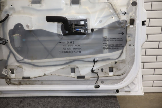 1999 - 2007 Chevrolet Tahoe Right Front Door White 50U 15017224