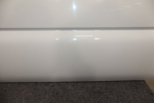 1999 - 2007 Chevrolet Tahoe Right Front Door White 50U 15017224