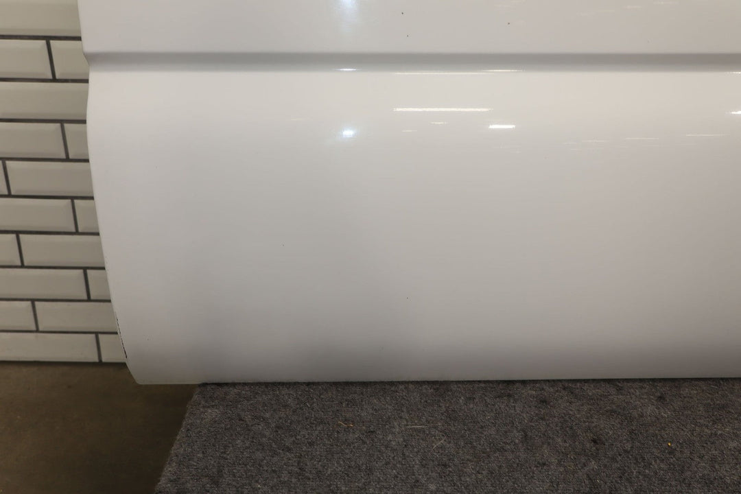 1999 - 2007 Chevrolet Tahoe Right Front Door White 50U 15017224