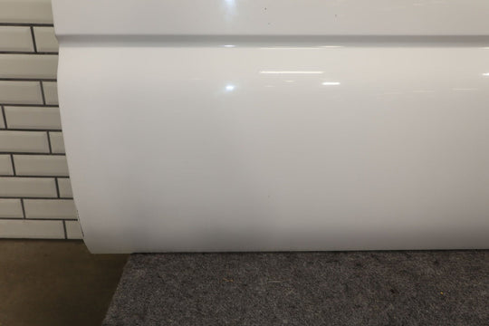 1999 - 2007 Chevrolet Tahoe Right Front Door White 50U 15017224