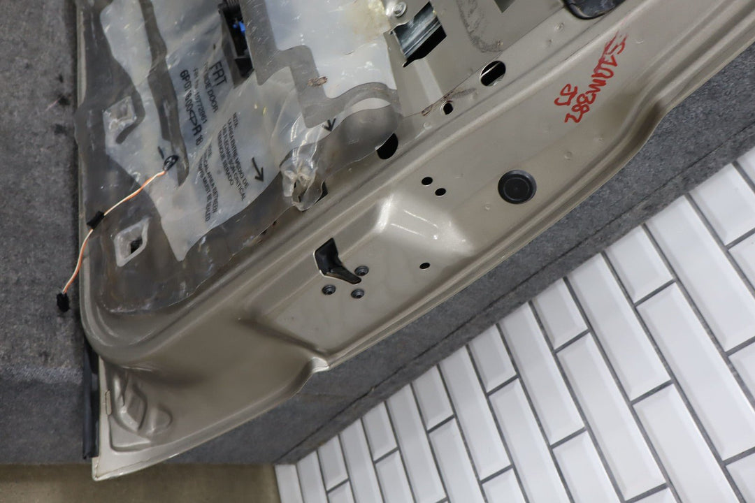 1999 - 2007 Chevy GMC GMT800 Passenger Right RH Door Shell