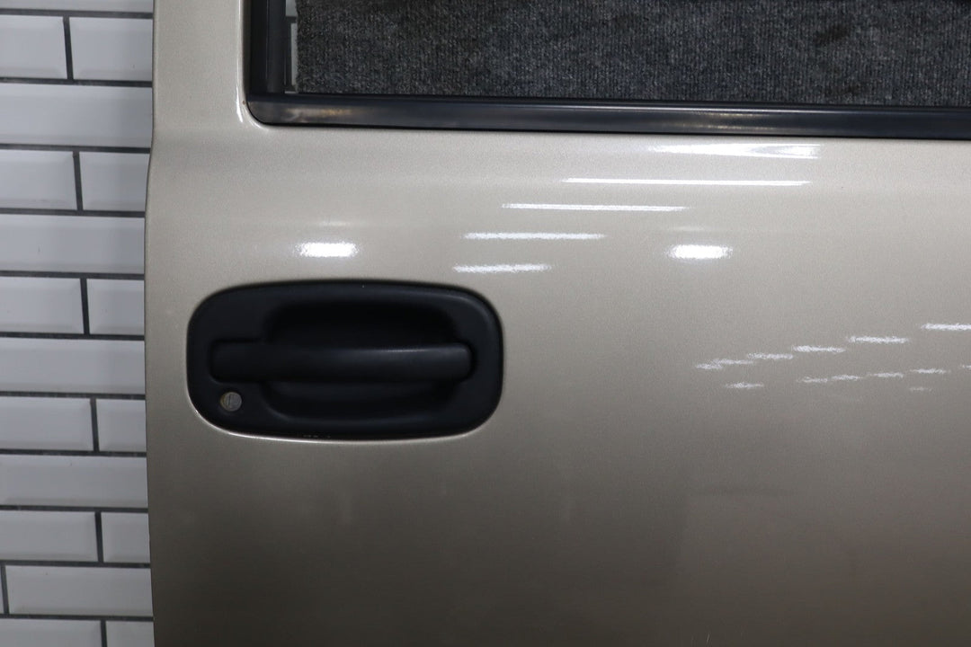 1999 - 2007 Chevy GMC GMT800 Passenger Right RH Door Shell