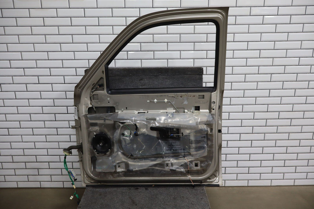 1999 - 2007 Chevy GMC GMT800 Passenger Right RH Door Shell