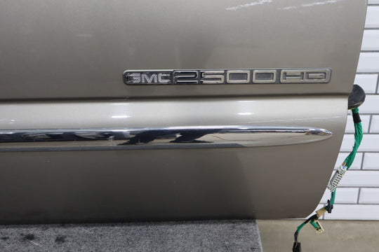 1999 - 2007 Chevy GMC GMT800 Passenger Right RH Door Shell