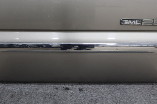 1999 - 2007 Chevy GMC GMT800 Passenger Right RH Door Shell