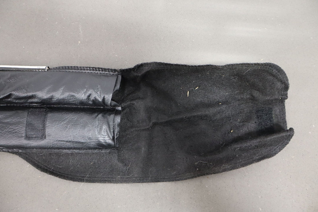 1999 - 2007 Chevy Silverado 2500HD OEM Jack and Tool Kit