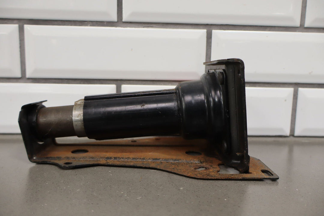 1999 - 2007 Chevy Silverado 2500HD OEM Jack and Tool Kit