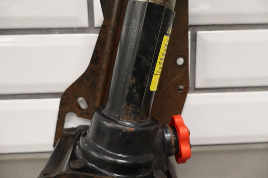 1999 - 2007 Chevy Silverado 2500HD OEM Jack and Tool Kit