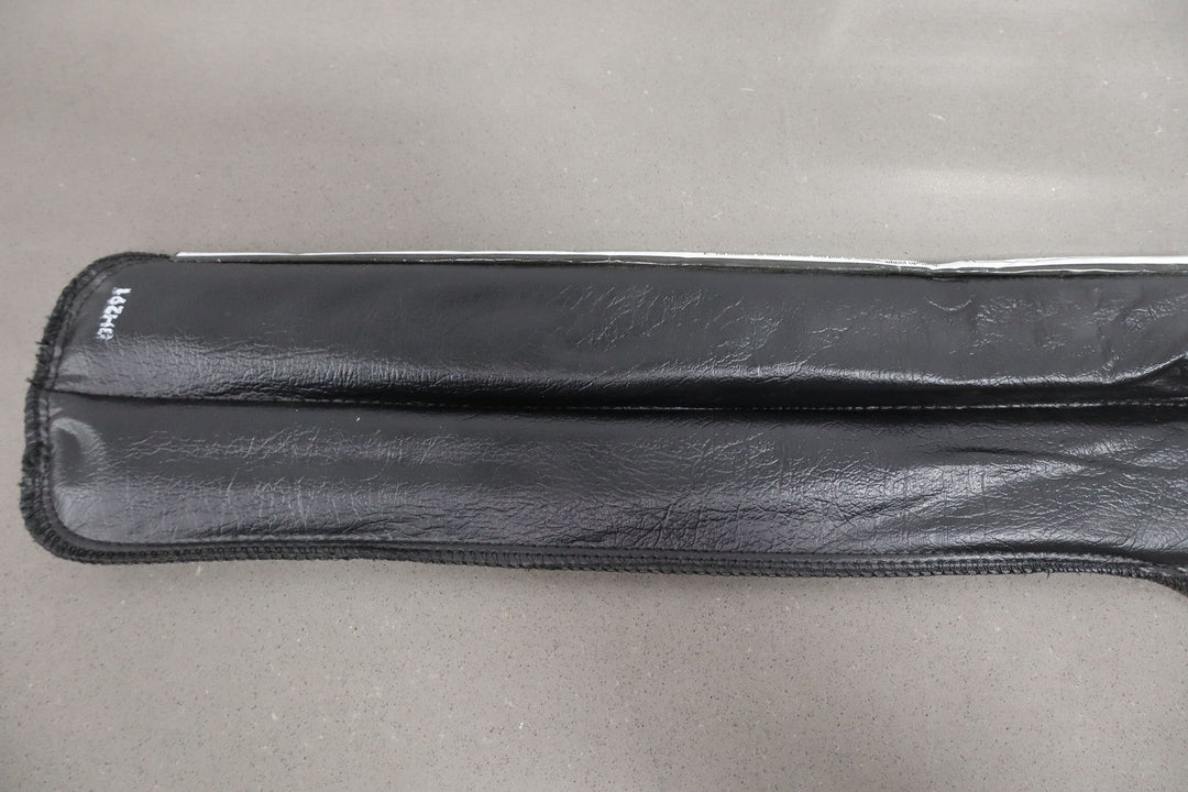 1999 - 2007 Chevy Silverado 2500HD OEM Jack and Tool Kit