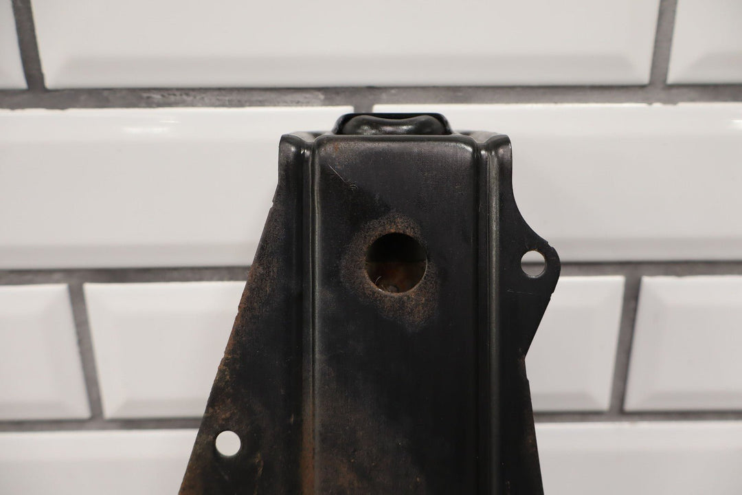 1999 - 2007 Chevy Silverado 2500HD OEM Jack and Tool Kit