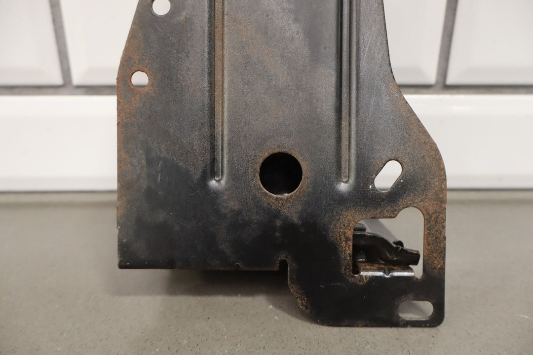 1999 - 2007 Chevy Silverado 2500HD OEM Jack and Tool Kit