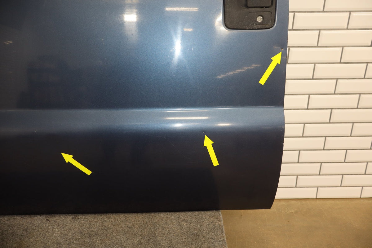 1999-2007 Ford F-250 Super Duty Crew Cab Left Front Door Wedgewood Blue Rust Free