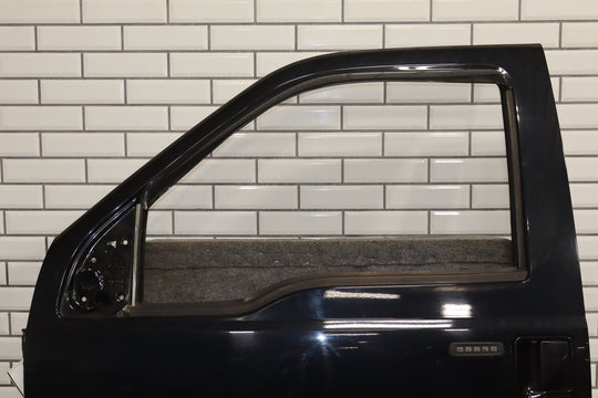 1999 - 2007 Ford F - 250 Super Duty Harley - Davidson Edition Left Front Door UD