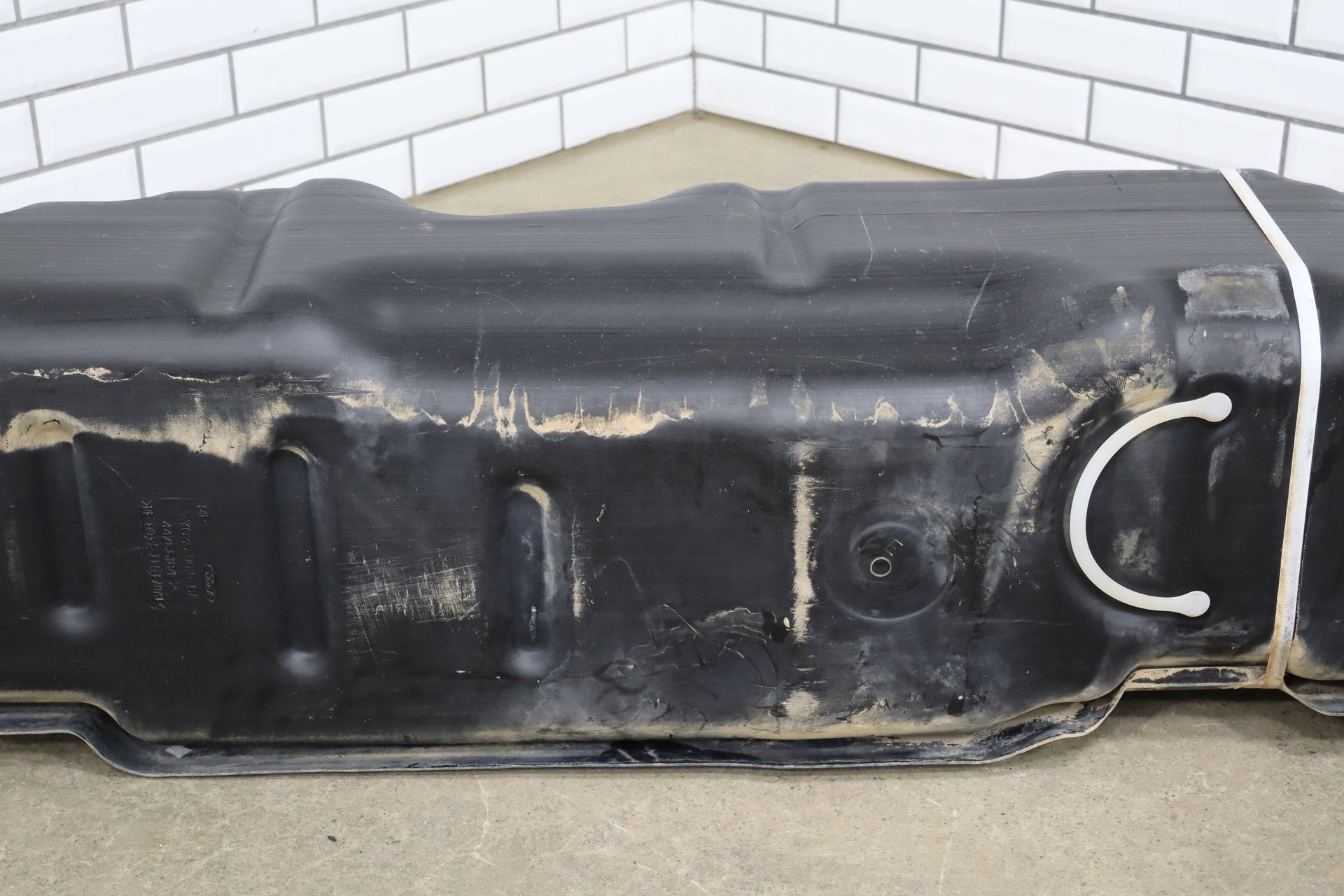 1999-2007 Ford F250 F350 7.3L 6.0L Diesel Fuel Tank Skid Plate 29 Gal Short Bed