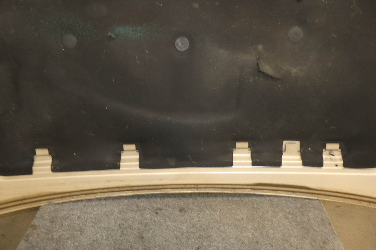 1999-2007 GMC Sierra 2500 2500HD Hood sand beige metallic 15u 12477699