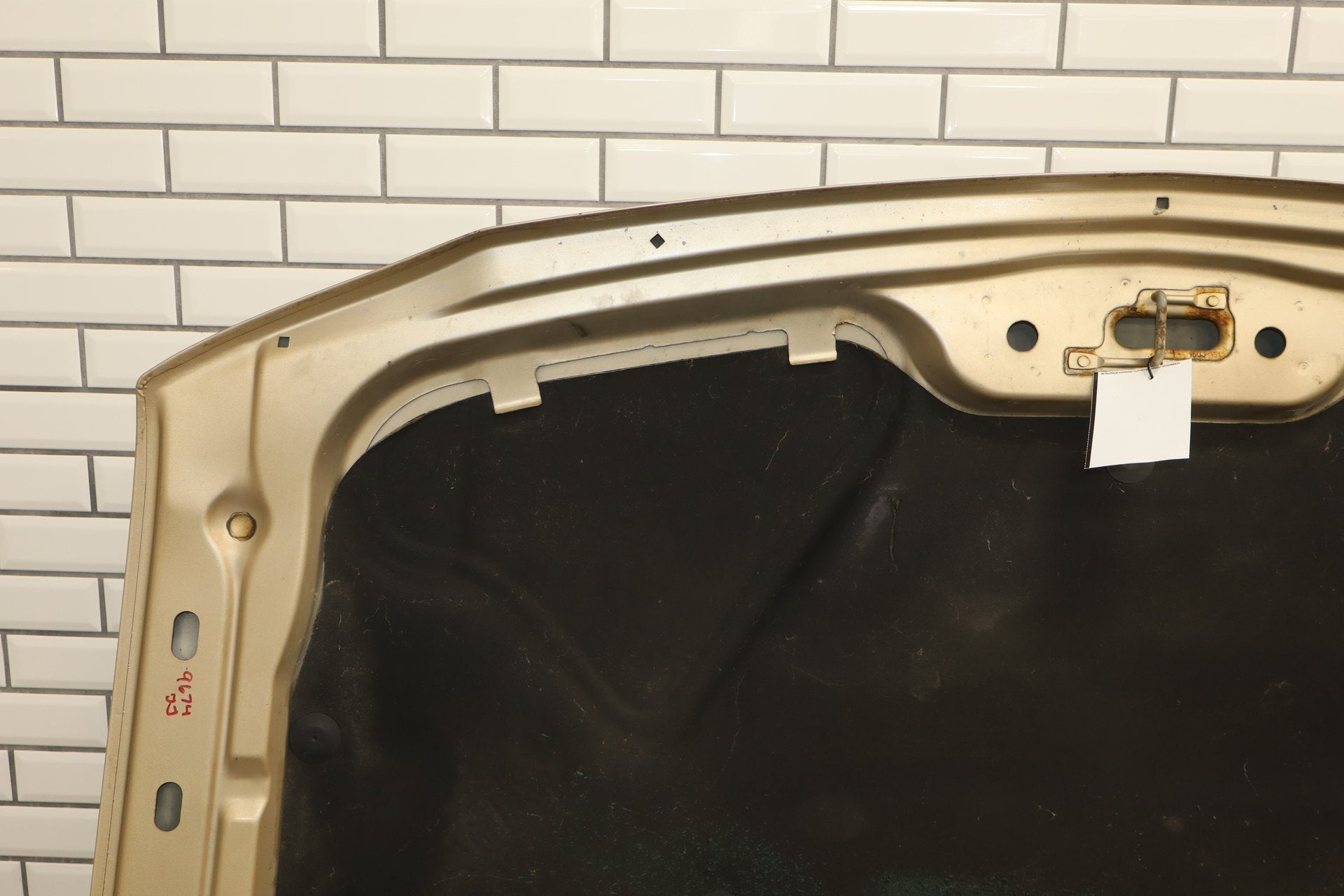 1999-2007 GMC Sierra 2500 2500HD Hood sand beige metallic 15u 12477699