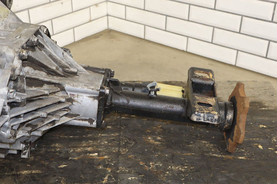 1999 - 2010 Chevy GMC 2500HD 4.10 Ratio Front Differential Carrier GT5 OEM