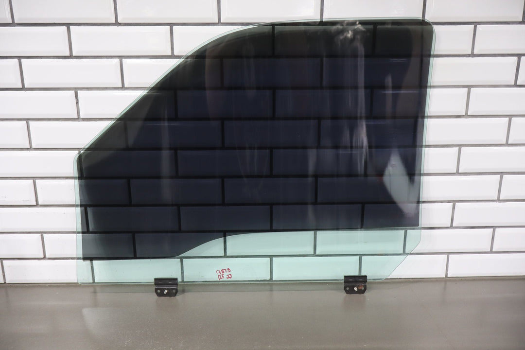 1999 - 2012 Ford F - 250 Super Duty Right Front Door Window AC3Z2521410A