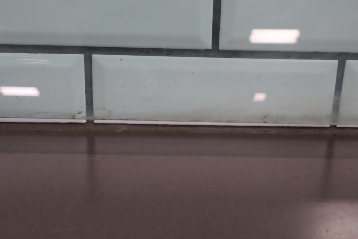 1999-2012 Ford F-250 Super Duty Right Front Door Window Glass AC3Z2521410A