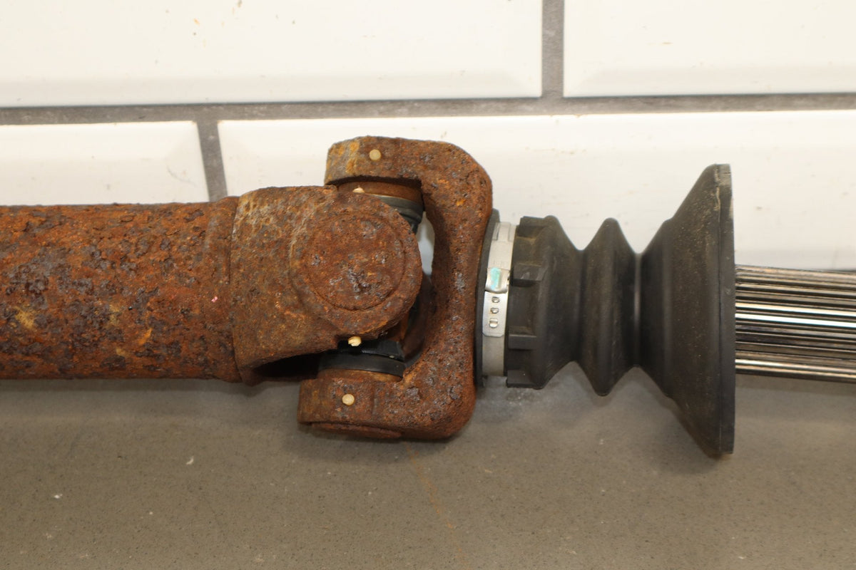 1999-2016 Chevrolet Silverado Front Drive Shaft 15182098 OEM
