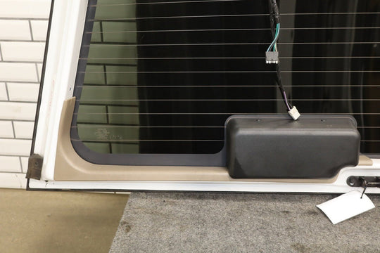 1999 Cadillac Escalade Back Window