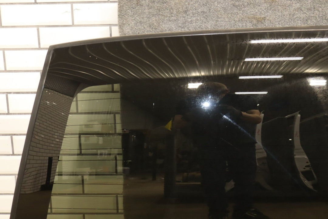 1999 Cadillac Escalade Back Window