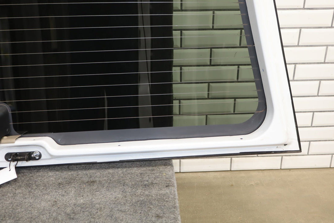 1999 Cadillac Escalade Back Window