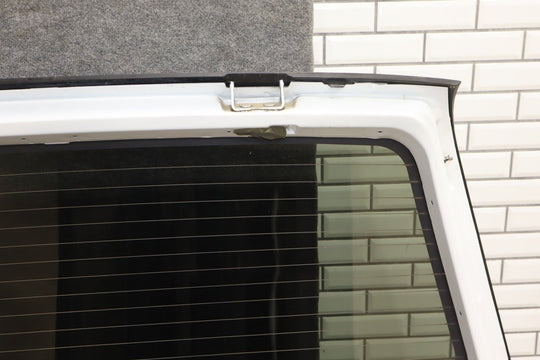 1999 Cadillac Escalade Back Window