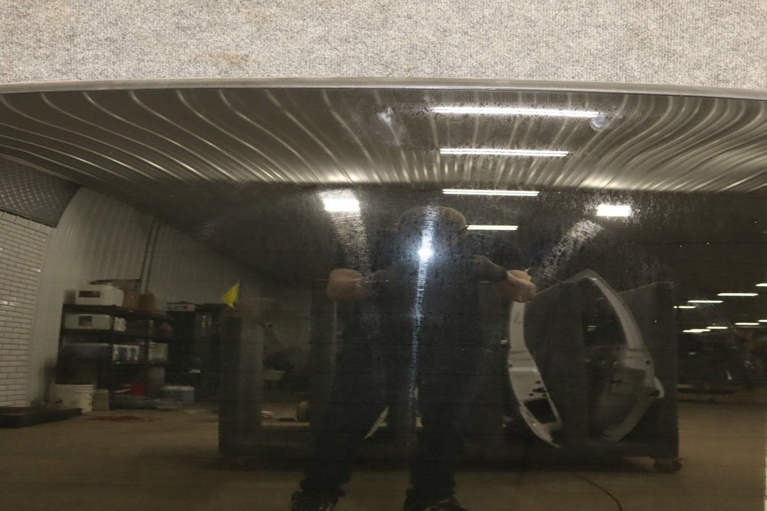 1999 Cadillac Escalade Back Window