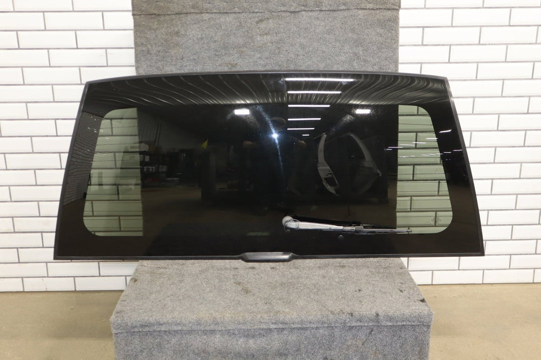 1999 Cadillac Escalade Back Window
