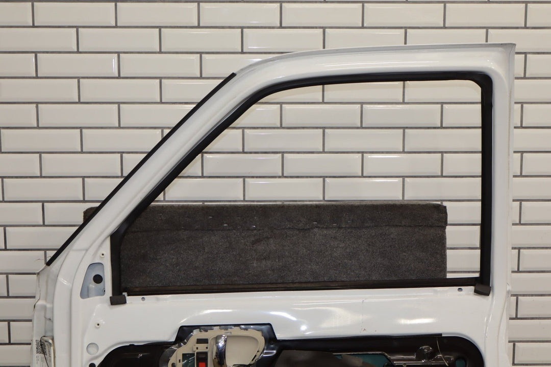 1999 Cadillac Escalade Right Front Door