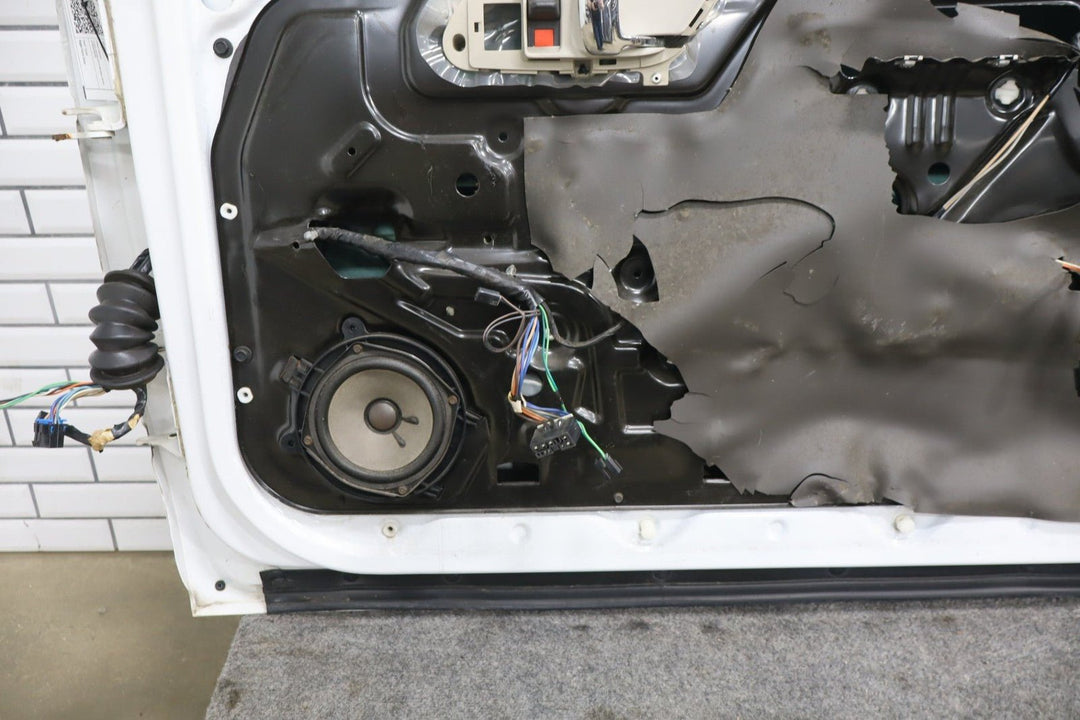 1999 Cadillac Escalade Right Front Door