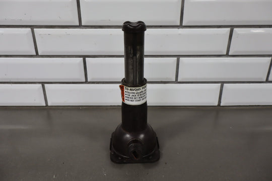 1999 Isuzu Trooper Jack OEM