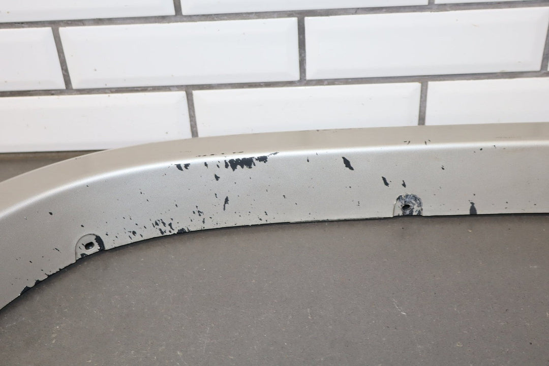 1999 Isuzu Trooper Limited Right Rear Wheel Arch Moulding