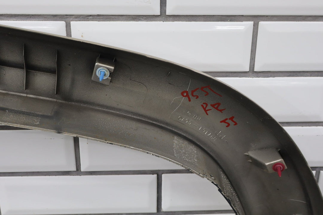 1999 Isuzu Trooper Limited Right Rear Wheel Arch Moulding