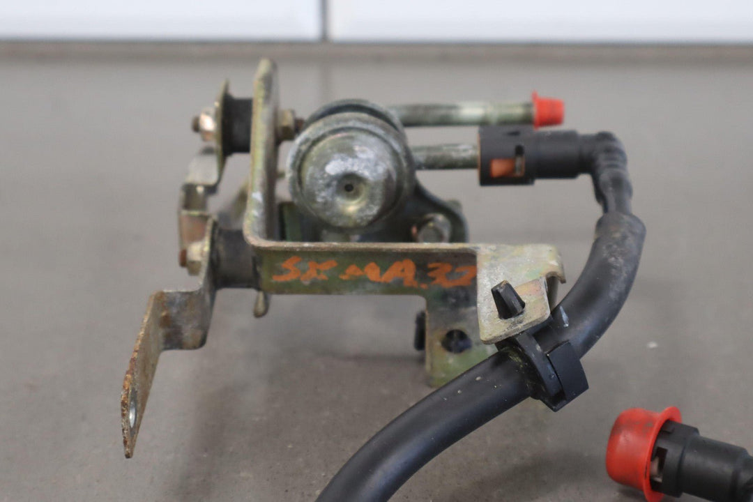 1999 Mazda Miata NB Fuel Pressure Regulator - Functions Properly