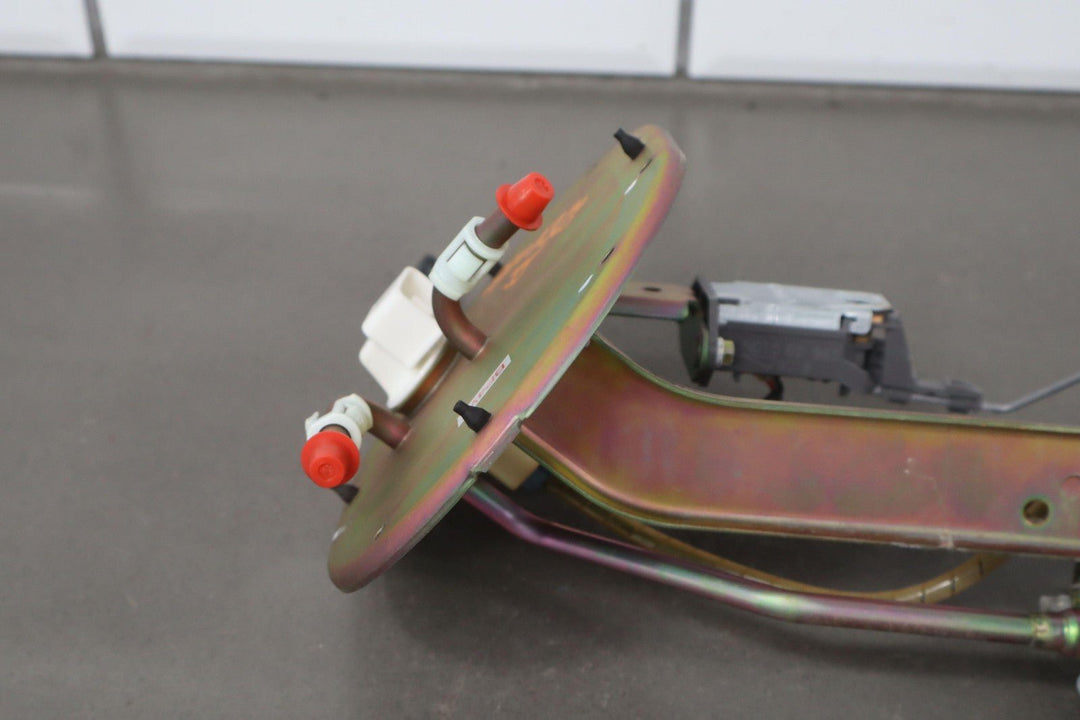 1999 Mazda Miata NB Gasoline Fuel Pump