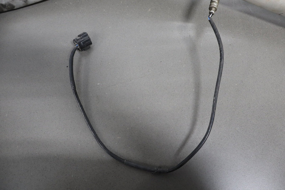 1999 Mazda MX - 5 Miata Exhaust Manifold