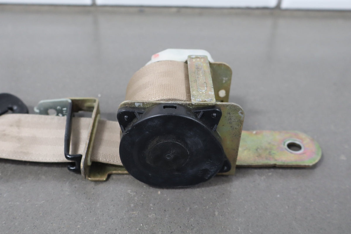 1999 Mitsubishi Eclipse Spyder GS Right Front Seat Belt Retractor