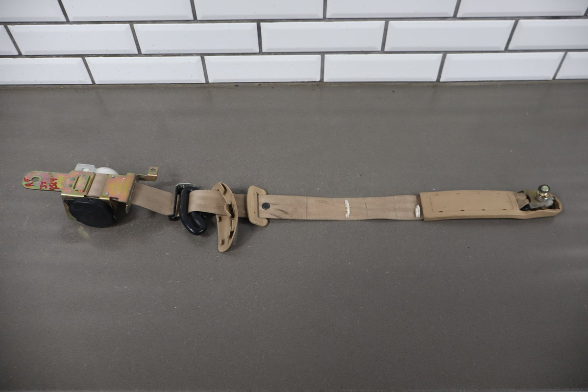 1999 Mitsubishi Eclipse Spyder GS Right Front Seat Belt Retractor